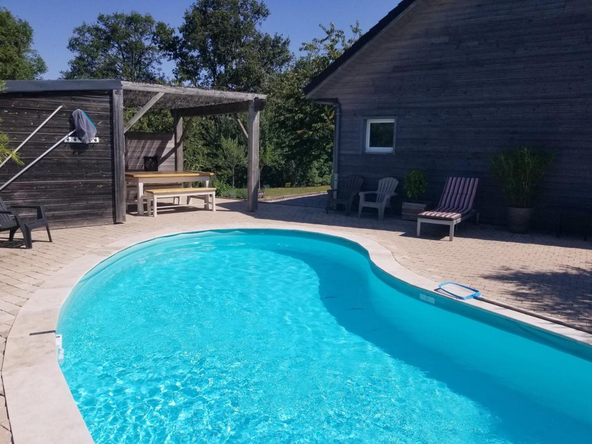 Gite De La Tuillere, Maison Contemporaine En Bois Avec Vue Et Piscine Saint-Aulaire Экстерьер фото